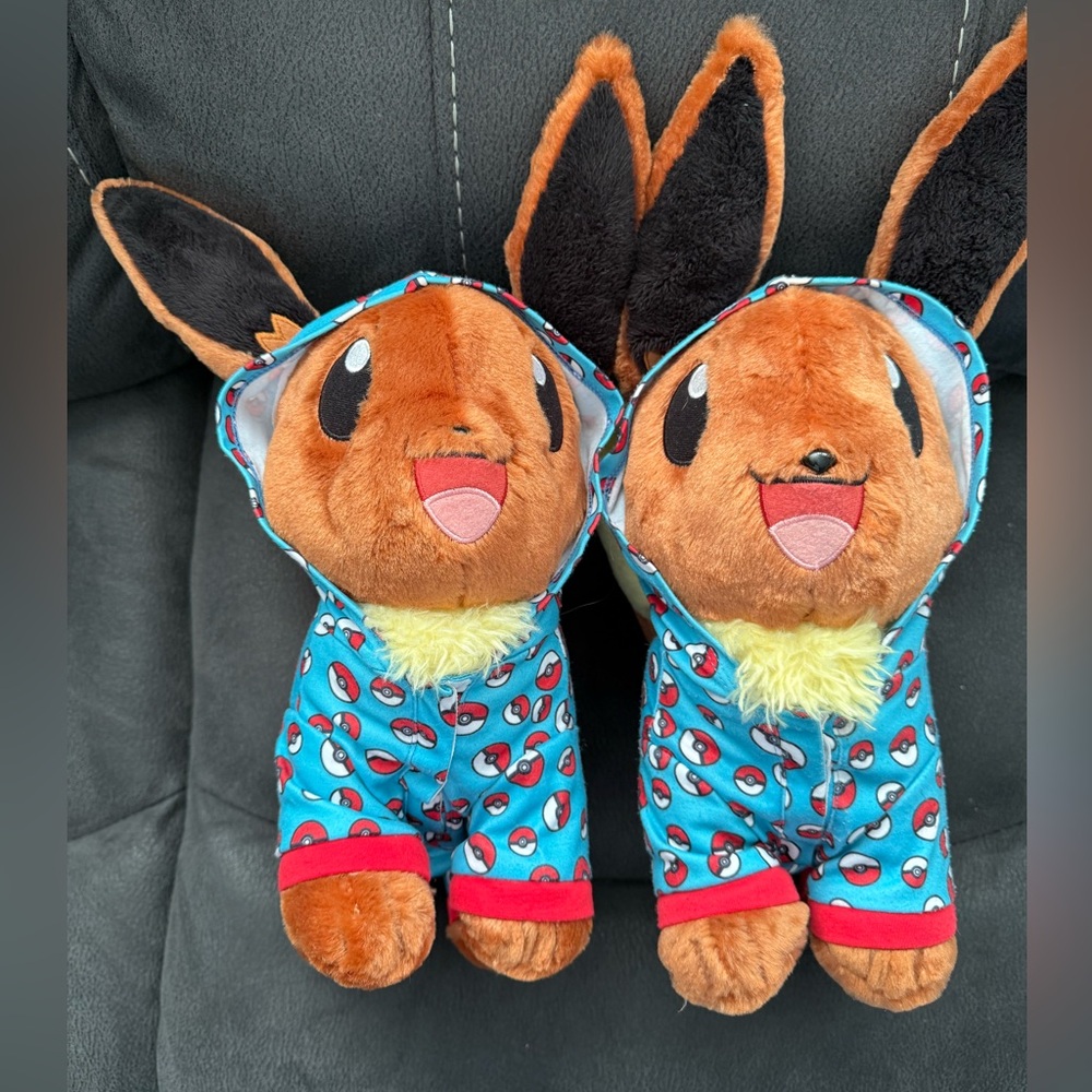 Eevee Pokémon build a bear in pokeball pajamas